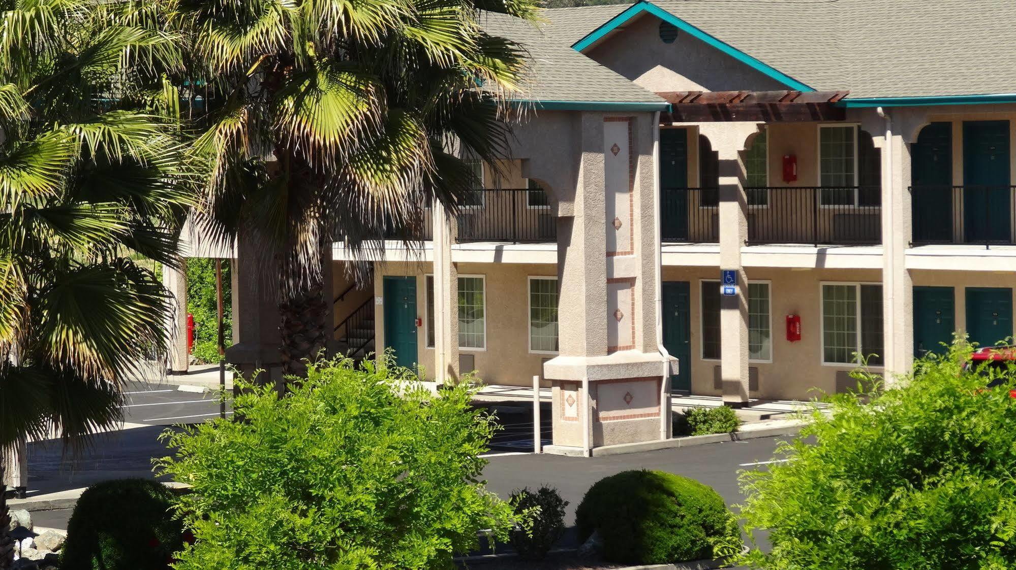 Cloverdale Wine Country Inn & Suites Εξωτερικό φωτογραφία